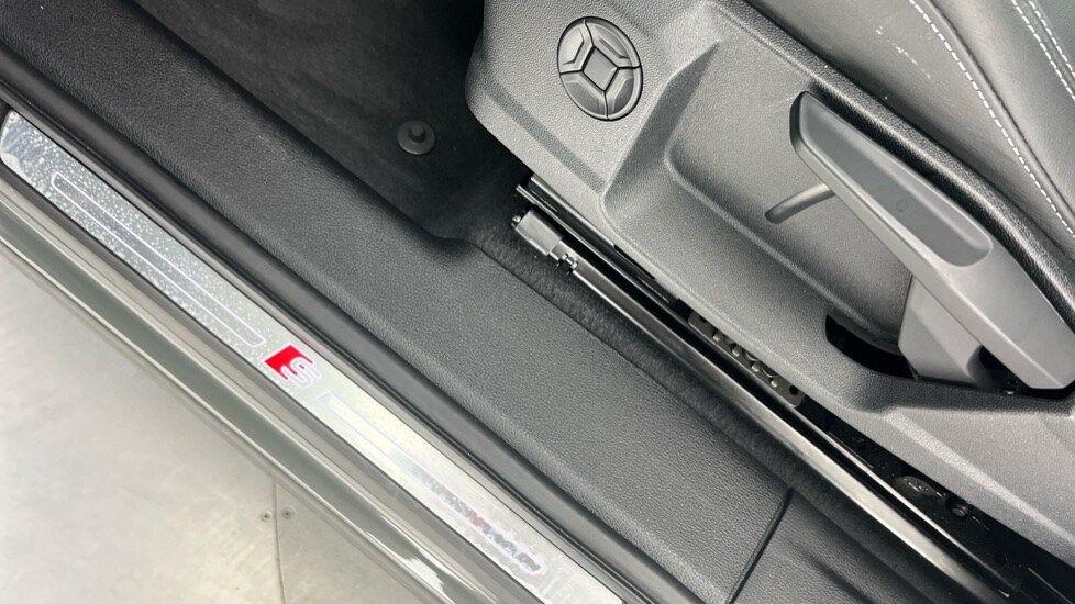 Used Audi Q3 2024 for sale - 76563704: Photo 39