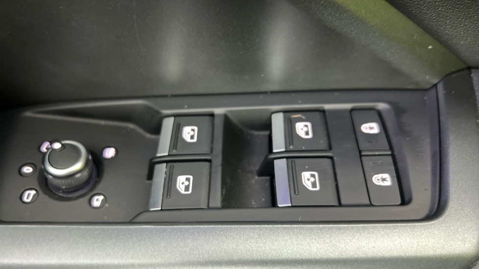 Used Audi Q3 2024 for sale - 76563704: Photo 41