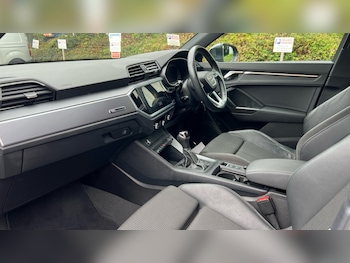 Used Audi Q3 2021 for sale - 75455937: Photo
