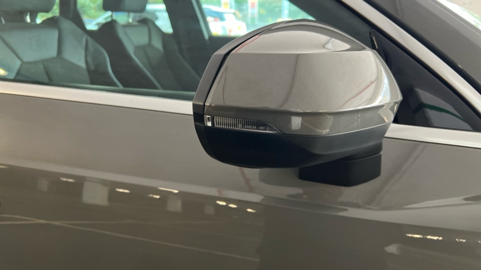 Used Audi Q3 2022 for sale - 76915077: Photo 46