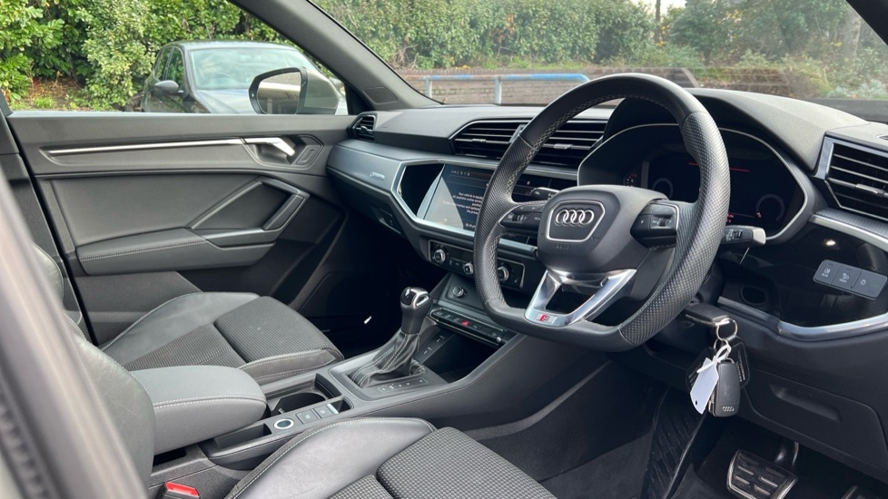 Used Audi Q3 2022 for sale - 76915077: Photo 6