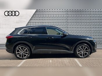 Used Audi Q5 2025 for sale - 76265548: Photo