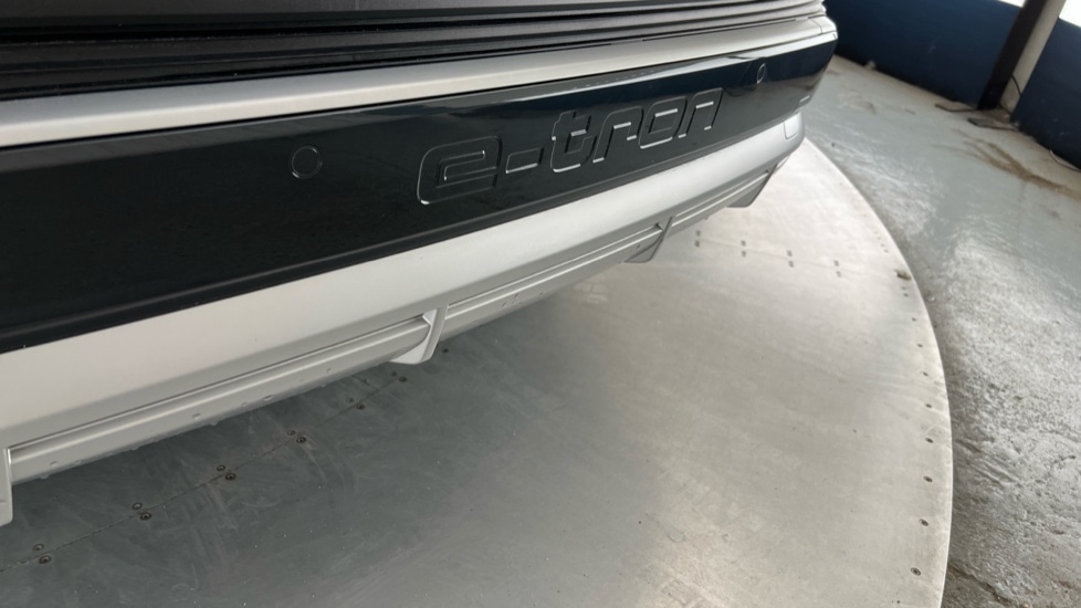 Used Audi Q4 e-tron 2024 for sale - 76487140: Photo 37