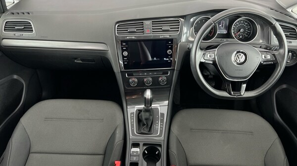 Used Volkswagen Golf 2017 for sale - 75684612: Photo 11