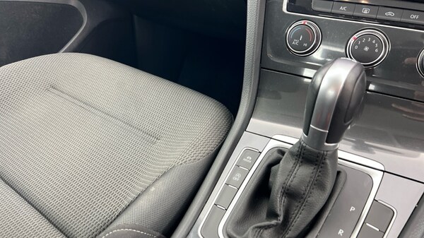 Used Volkswagen Golf 2017 for sale - 75684612: Photo 27