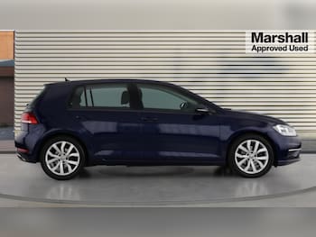 Used Volkswagen Golf 2017 for sale - 75684612: Photo