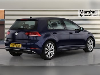 Used Volkswagen Golf 2017 for sale - 75684612: Photo