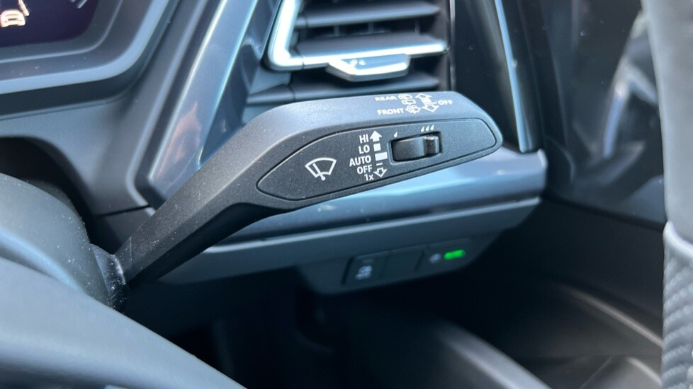 Used Audi Q4 e-tron 2024 for sale - 76079409: Photo 30