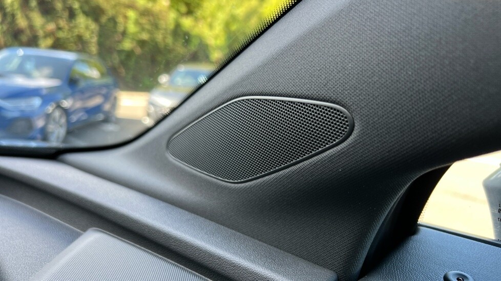 Used Audi Q4 e-tron 2024 for sale - 76079409: Photo 32
