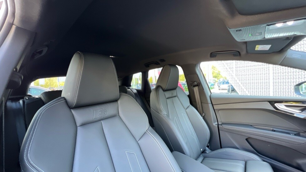 Used Audi Q4 e-tron 2024 for sale - 76079409: Photo 35