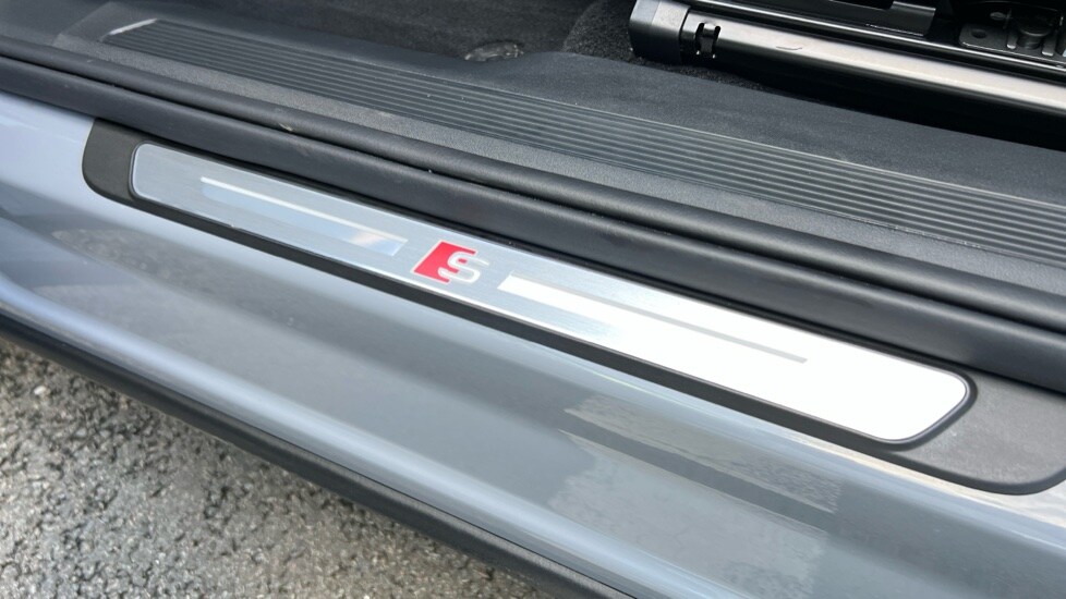 Used Audi Q4 e-tron 2024 for sale - 76079409: Photo 41