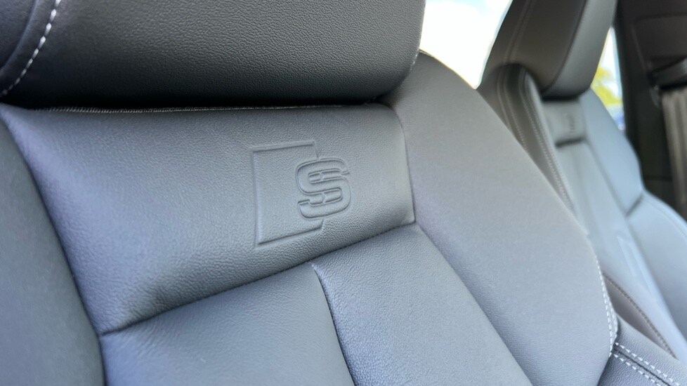 Used Audi Q4 e-tron 2024 for sale - 76079409: Photo 42