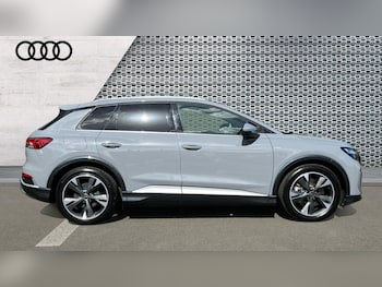 Used Audi Q4 e-tron 2024 for sale - 76079409: Photo
