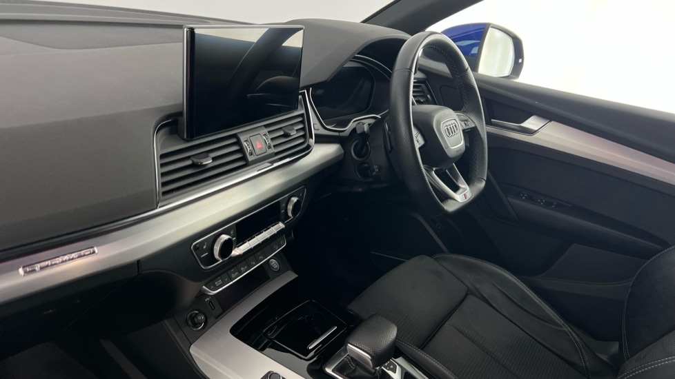 Used Audi Q5 2022 for sale - 76501399: Photo 2