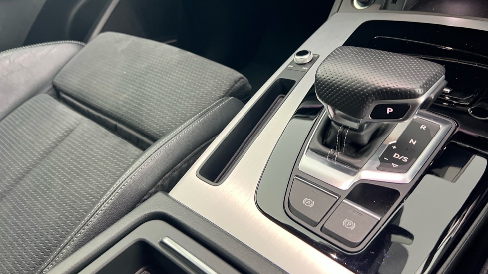 Used Audi Q5 2022 for sale - 76501399: Photo 35