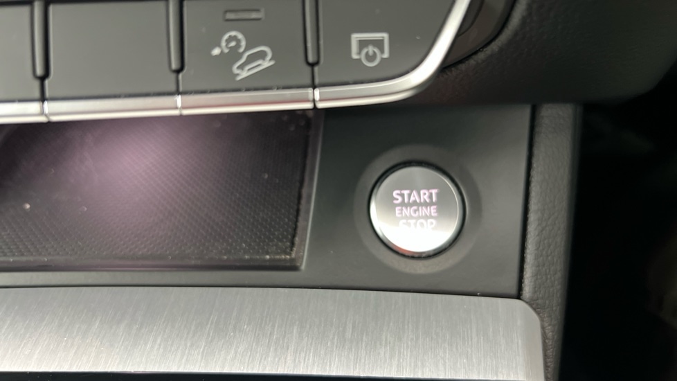 Used Audi Q5 2022 for sale - 76501399: Photo 46