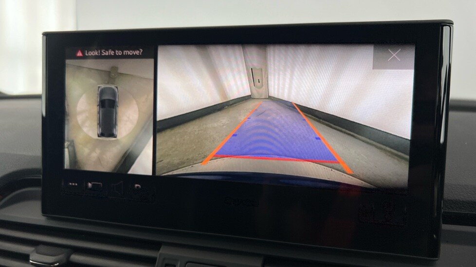 Used Audi Q5 2022 for sale - 76501399: Photo 51