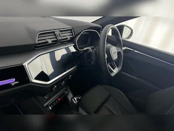 Used Audi Q3 2024 for sale - 76441951: Photo