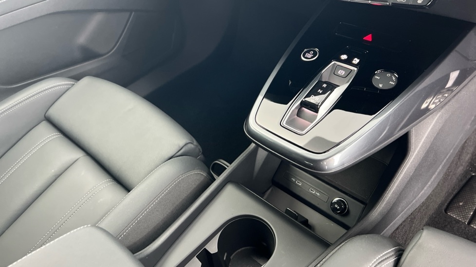 Used Audi Q4 e-tron 2024 for sale - 76552296: Photo 19