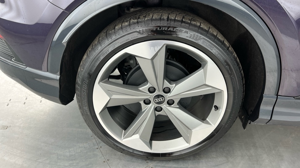 Used Audi Q4 e-tron 2024 for sale - 76552296: Photo 23