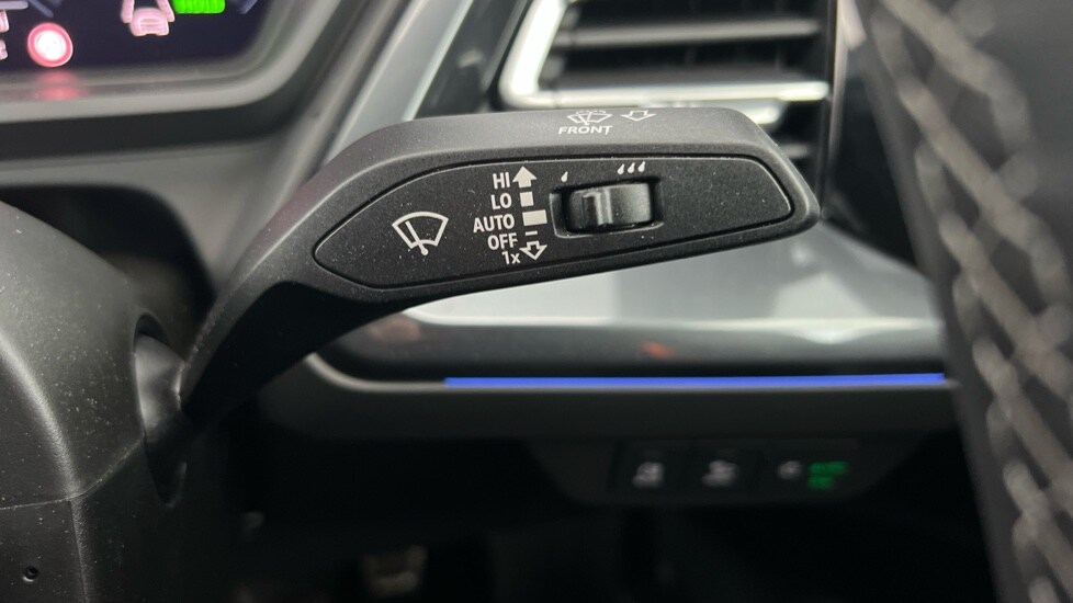 Used Audi Q4 e-tron 2024 for sale - 76552296: Photo 32