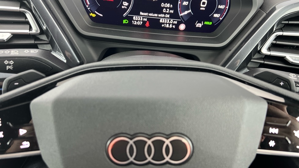 Used Audi Q4 e-tron 2024 for sale - 76552296: Photo 41