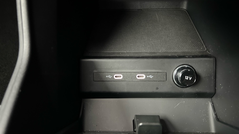 Used Audi Q4 e-tron 2024 for sale - 76552296: Photo 46