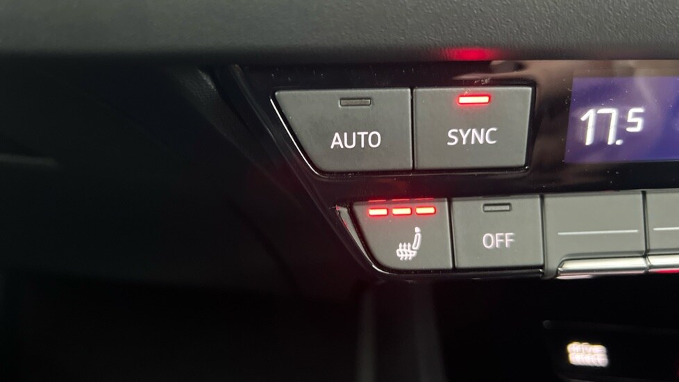 Used Audi Q4 e-tron 2024 for sale - 76552296: Photo 49