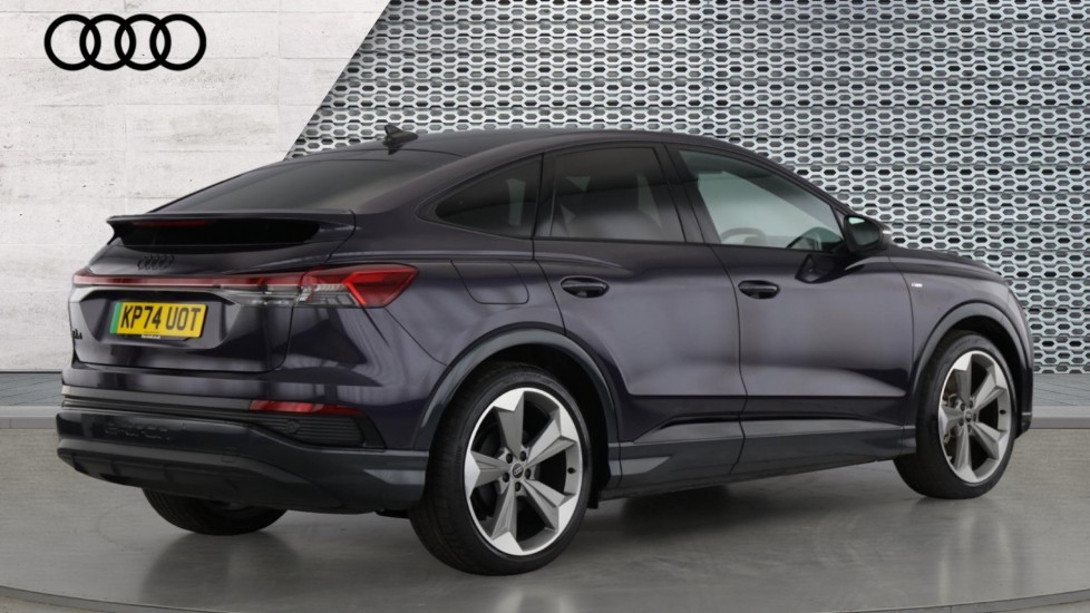 Used Audi Q4 e-tron 2024 for sale - 76552296: Photo 8