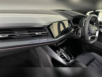 Used Audi Q4 e-tron 2025 for sale - 76434675: Photo