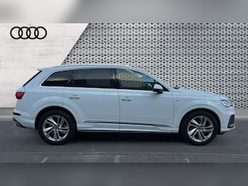 Used Audi Q7 2021 for sale - 76079103: Photo 4