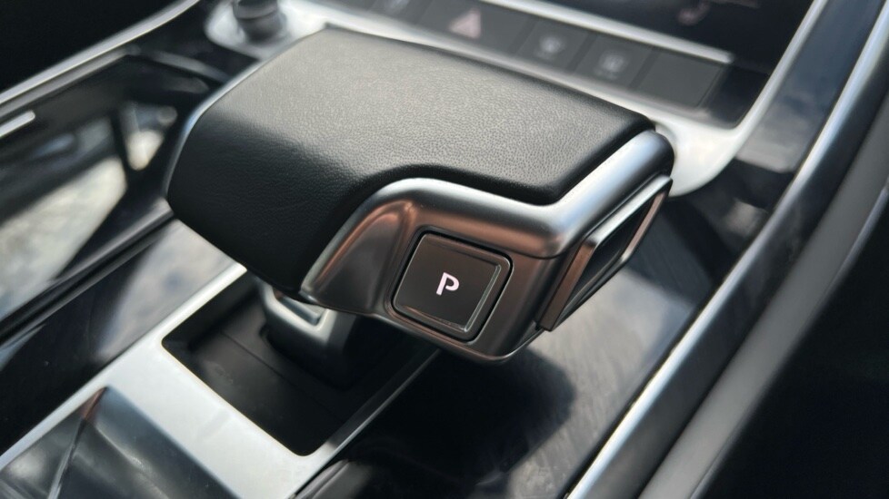 Used Audi Q7 2021 for sale - 76079103: Photo 63