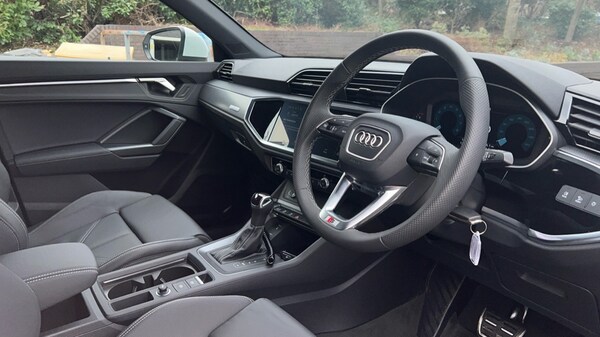 Used Audi Q3 2024 for sale - 73737764: Photo 6
