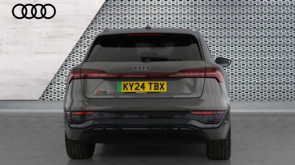 Used Audi Q8 2024 for sale - 76447227: Photo 11