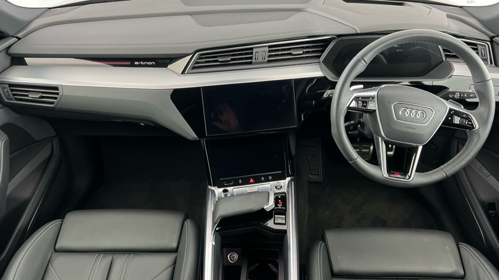 Used Audi Q8 2024 for sale - 76447227: Photo 12