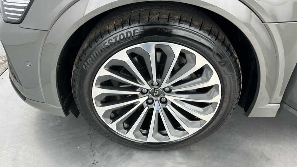 Used Audi Q8 2024 for sale - 76447227: Photo 21