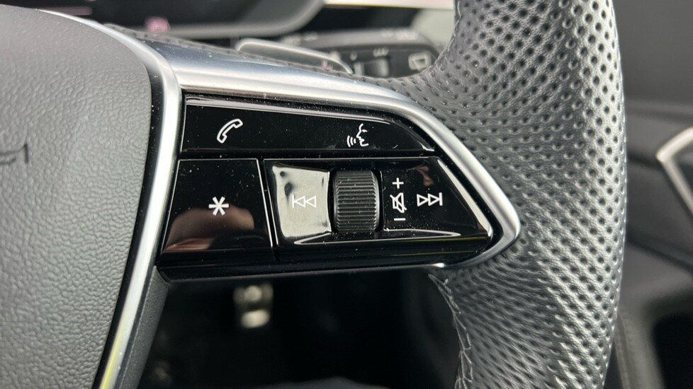 Used Audi Q8 2024 for sale - 76447227: Photo 27