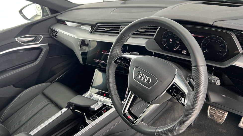 Used Audi Q8 2024 for sale - 76447227: Photo 6