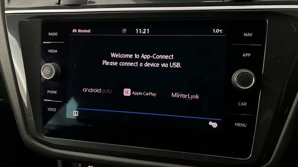 Used Volkswagen Tiguan 2020 for sale - 76375597: Photo 24