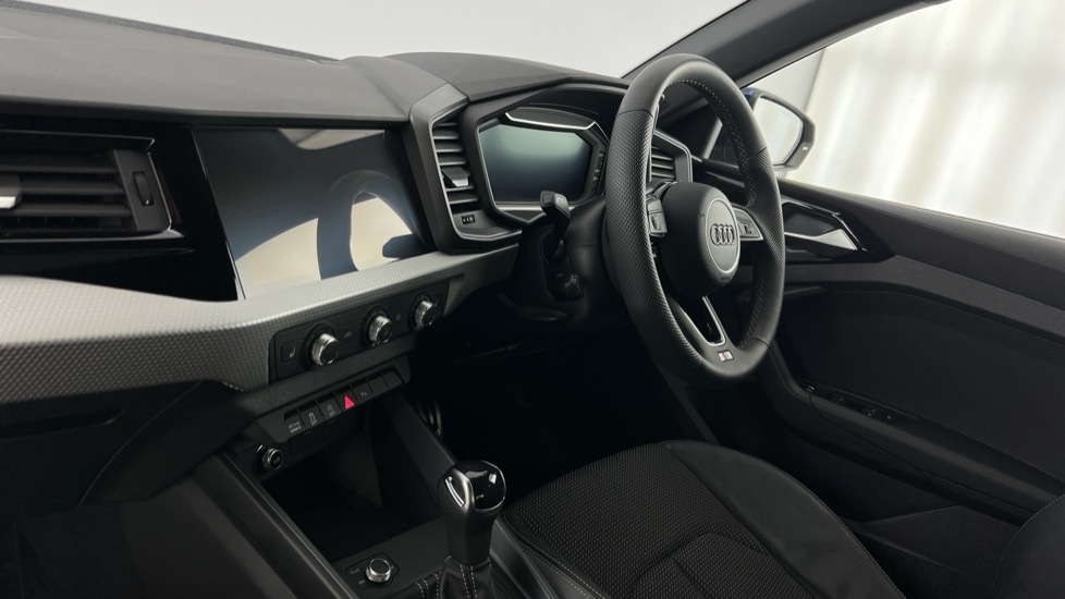 Used Audi A1 2025 for sale - 76954213: Photo 2