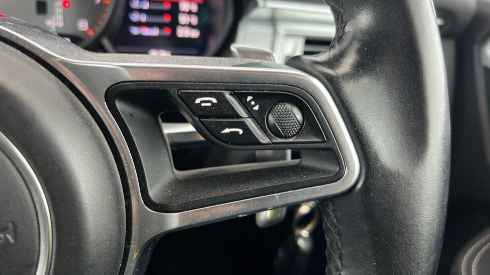 Used Porsche Macan 2016 for sale - 75996811: Photo 22