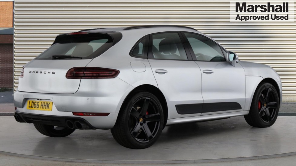 Used Porsche Macan 2016 for sale - 75996811: Photo 3