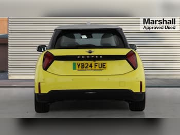 Used MINI Cooper 2024 for sale - 76750081: Photo