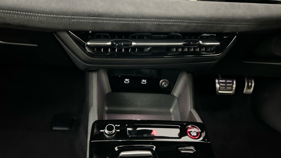 Used Audi Q6 e-tron 2025 for sale - 76804128: Photo 16
