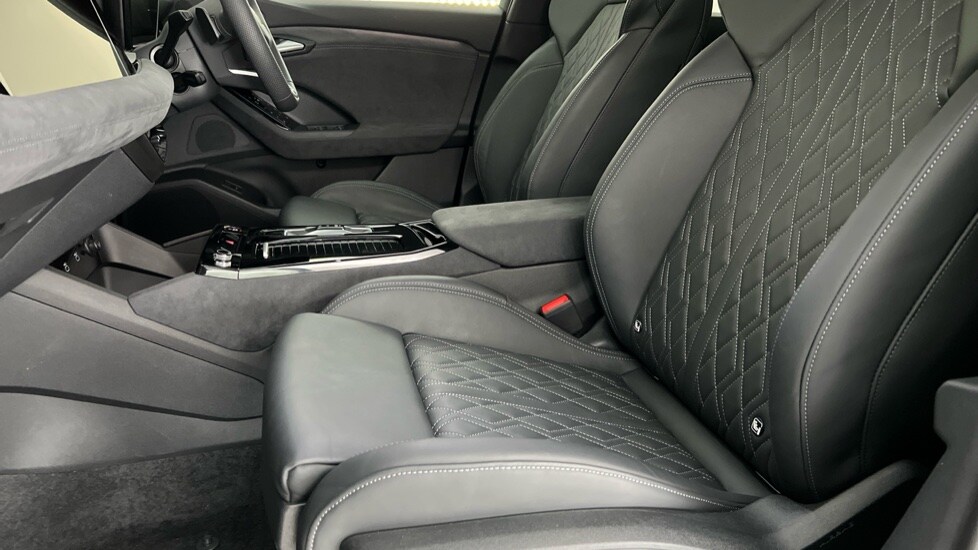 Used Audi Q6 e-tron 2025 for sale - 76804128: Photo 17
