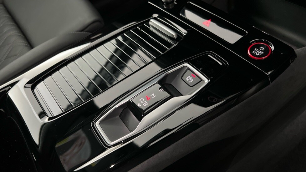 Used Audi Q6 e-tron 2025 for sale - 76804128: Photo 19