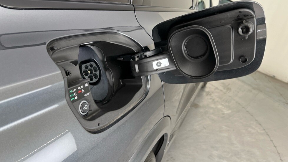 Used Audi Q6 e-tron 2025 for sale - 76804128: Photo 26