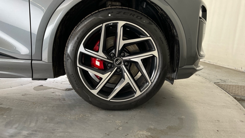 Used Audi Q6 e-tron 2025 for sale - 76804128: Photo 5