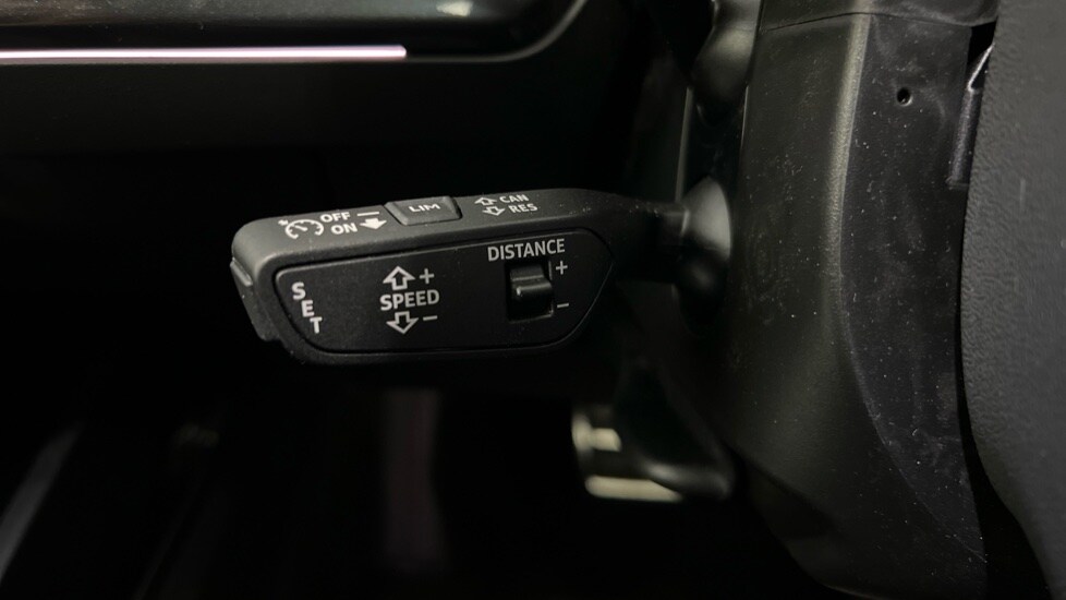 Used Audi Q4 e-tron 2025 for sale - 76773276: Photo 34