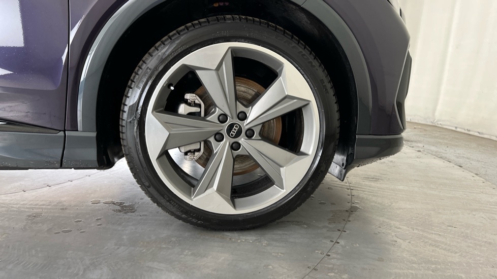 Used Audi Q4 e-tron 2025 for sale - 76773276: Photo 5